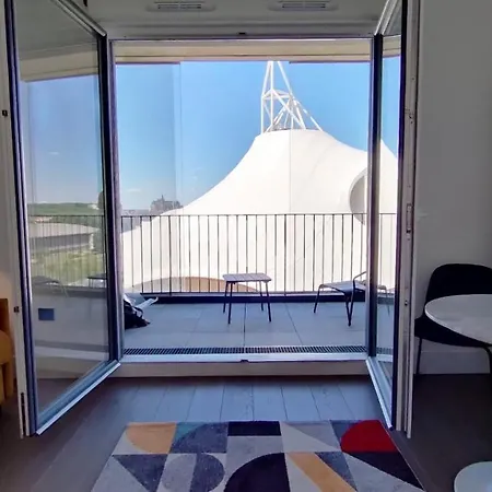 Amazing View Avec Terrasse Et Parking 아파트 *