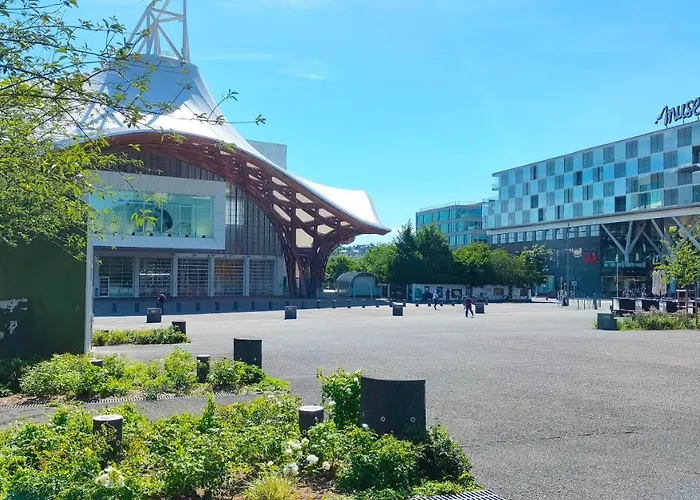 Amazing View Avec Terrasse Et Parking Metz