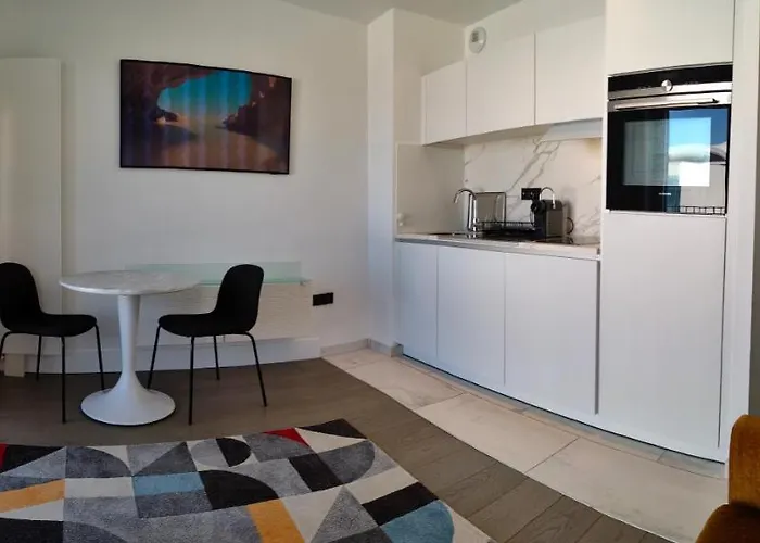 Amazing View Avec Terrasse Et Parking Apartament *